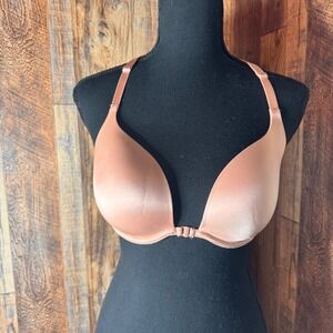 Victoria's Secret Very Sexy Push Up Bra Rhinestone Strap 32DD Light Pink